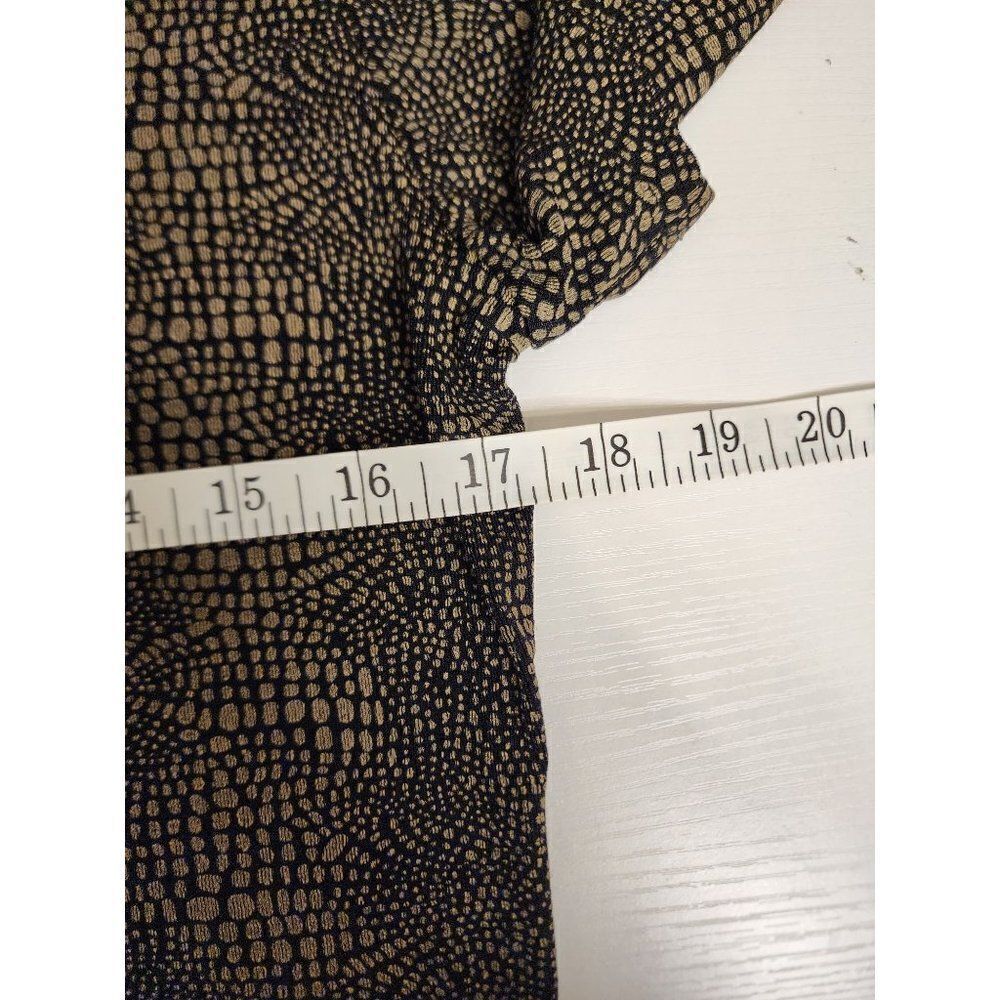 Frazier Lawrence Snake Skin Print Blouse in Medium - Picture 6 of 7